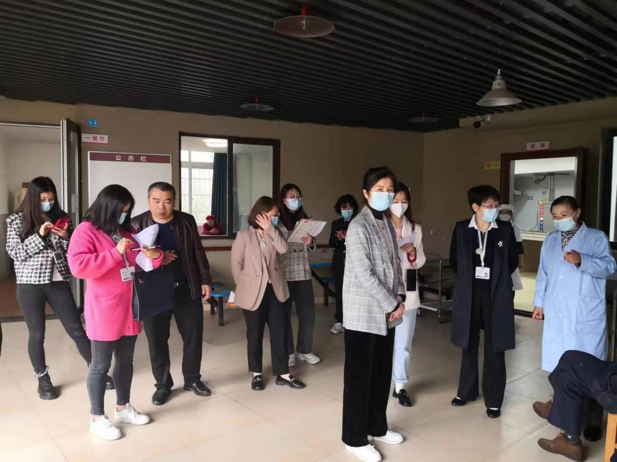 养老院接受食品消防安全查抄